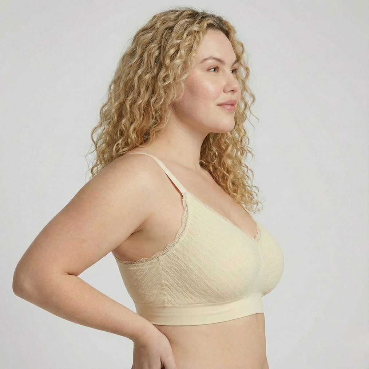 Emma Supportive Moisture-Wicking Bra